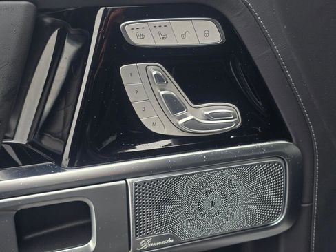 Used 2025 Mercedes-Benz G 63 AMG 4MATIC image 33