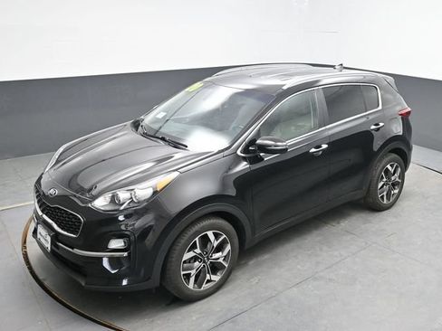 Used 2020 Kia Sportage EX FWD image 19