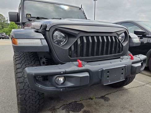 Used 2019 Jeep Wrangler Unlimited Rubicon w/ Dual Top Group AWD/4WD image 3
