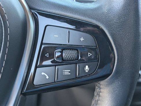 Used 2022 BMW 530i xDrive AWD/4WD image 18