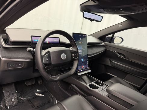 Used 2023 Fisker Ocean Extreme image 7