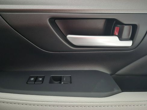 New 2026 Toyota Grand Highlander FWD image 36
