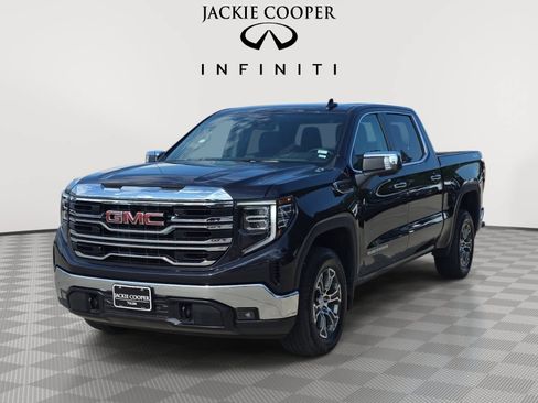 Used 2025 GMC Sierra 1500 SLT AWD/4WD image 1