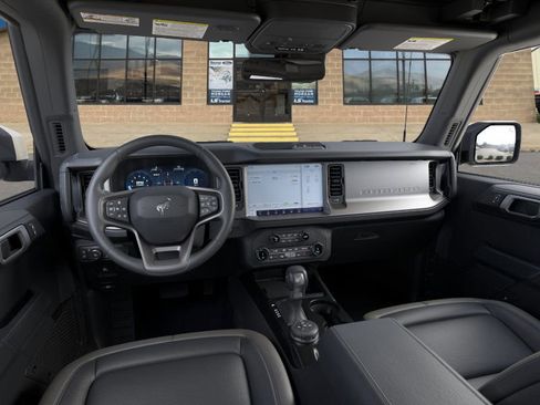 New 2026 Ford Bronco Outer Banks AWD/4WD image 9