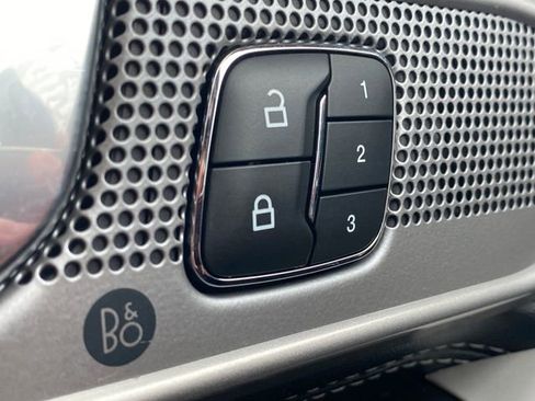 Used 2022 Ford Explorer Limited w/ Class IV Trailer Tow Package image 35