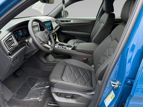 New 2025 Volkswagen Atlas Cross Sport SE image 15