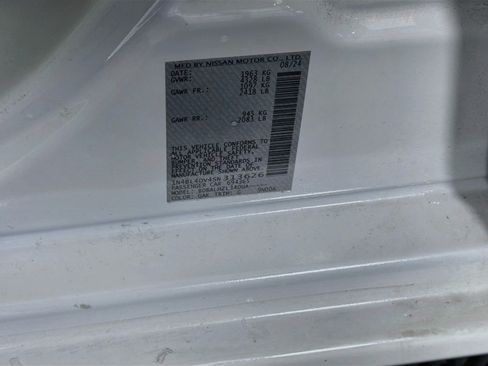 Used 2025 Nissan Altima 2.5 SV FWD image 12