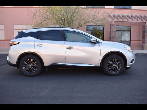 Used 2017 Nissan Murano SV w/ Premium Plus Package image 1