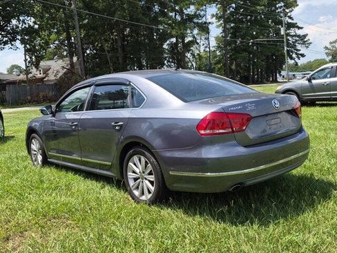 Used 2012 Volkswagen Passat 2.5 SEL FWD image 5