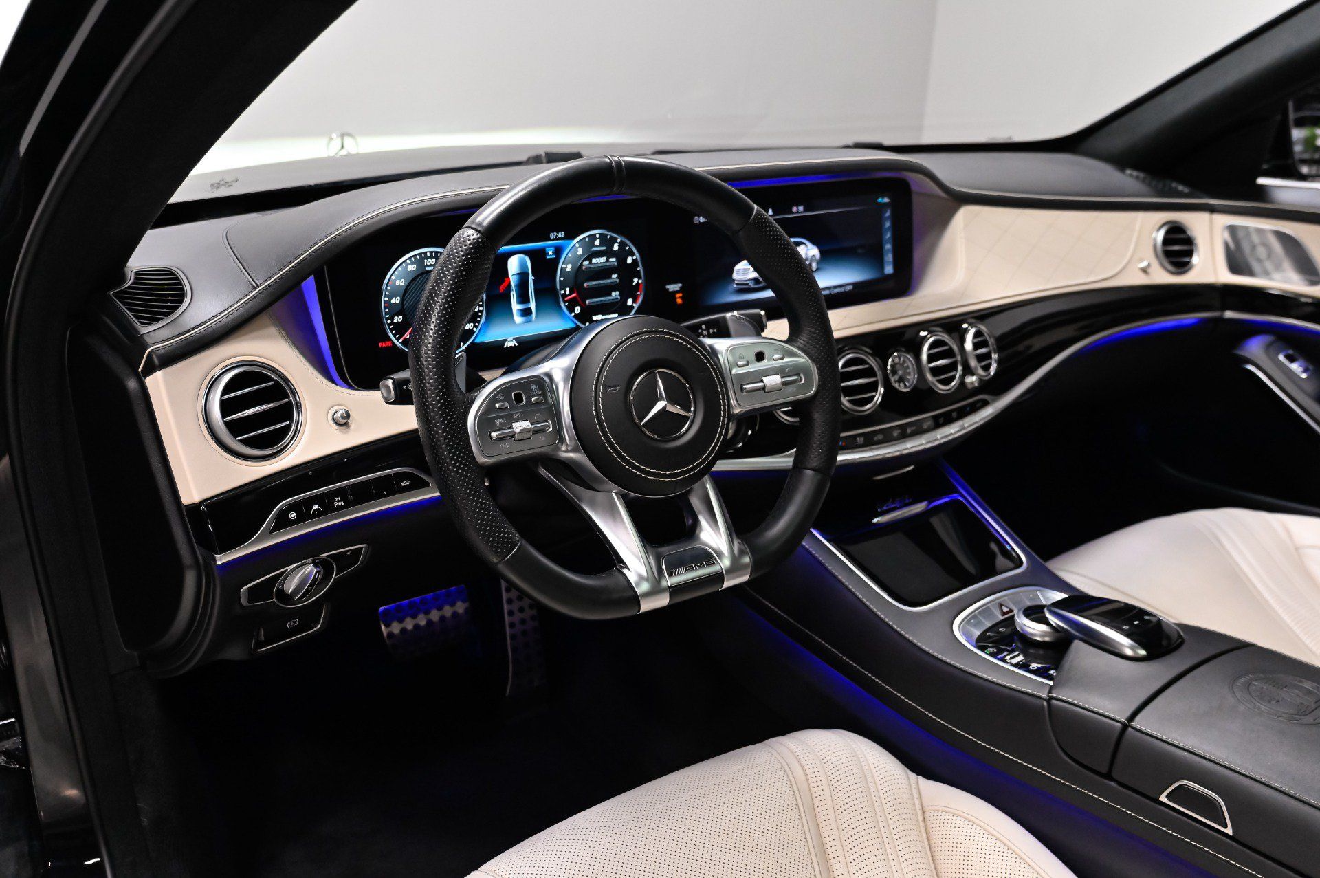 Used 2020 Mercedes-Benz S 63 AMG 4MATIC Sedan image 7