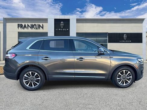 Used 2020 Lincoln Nautilus Reserve AWD/4WD image 8