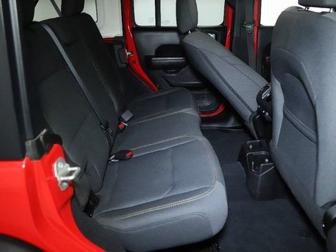 Used 2024 Jeep Wrangler Unlimited Sport AWD/4WD image 38