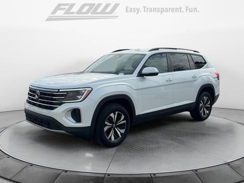 New 2026 Volkswagen Atlas SE image 3