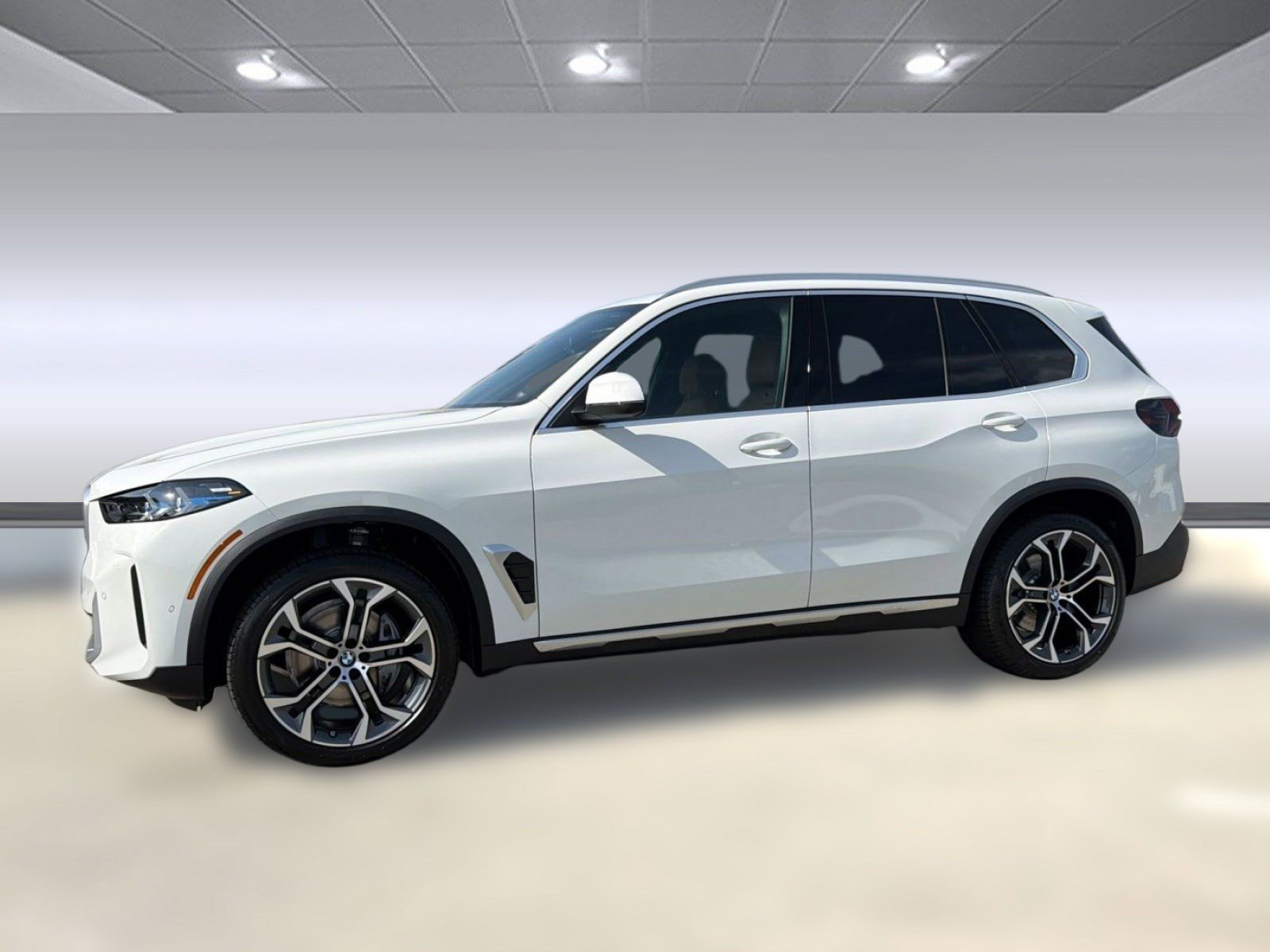 Used 2026 BMW X5 sDrive40i w/ Climate Comfort Package RWD image 2