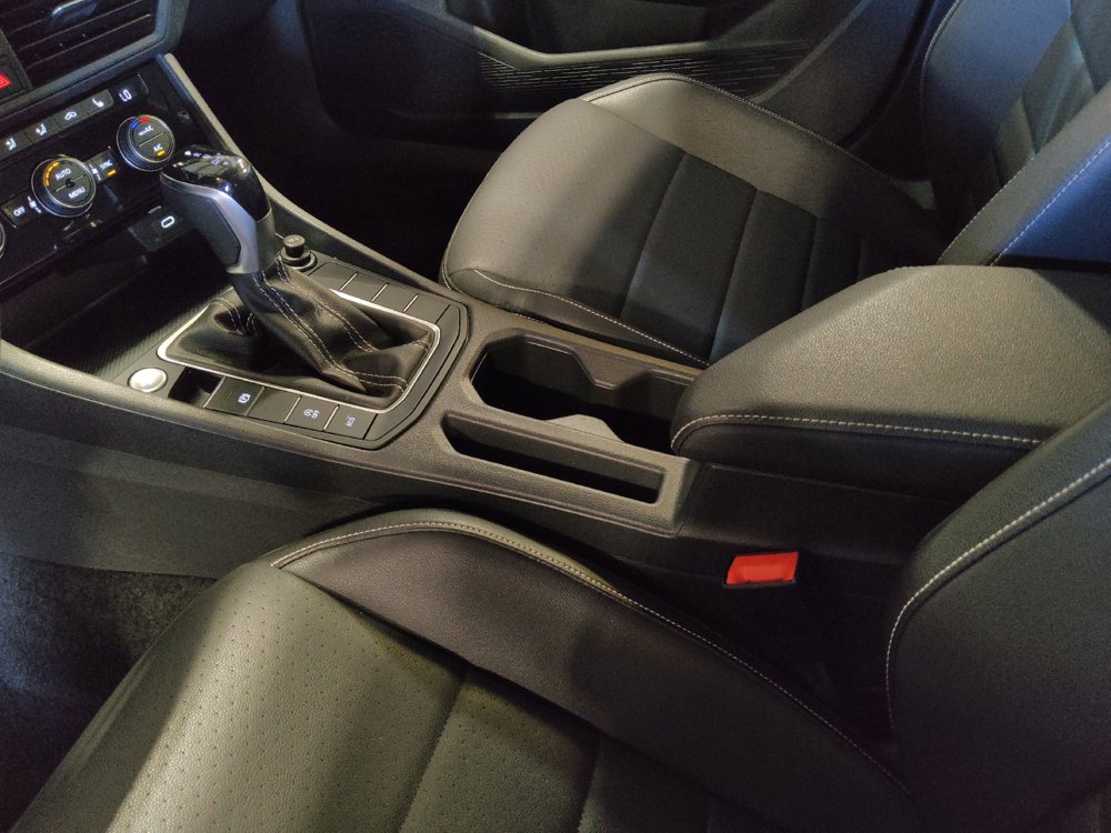 Used 2024 Volkswagen Jetta SE FWD image 26