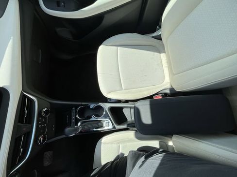 Certified 2024 Buick Encore GX Preferred w/ Advanced Technology Package FWD image 22