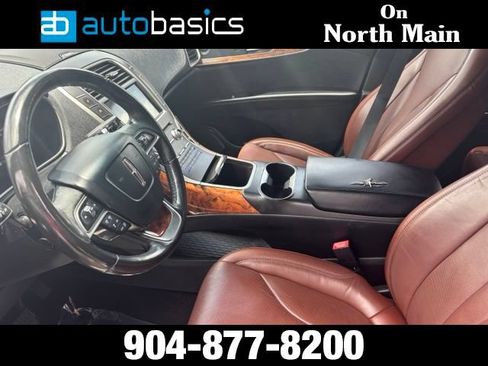 Used 2019 Lincoln Nautilus Reserve w/ Driver Assistance Package AWD/4WD image 25