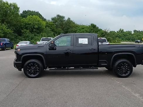 New 2025 Chevrolet Silverado 2500 Custom w/ Custom Value Package image 5