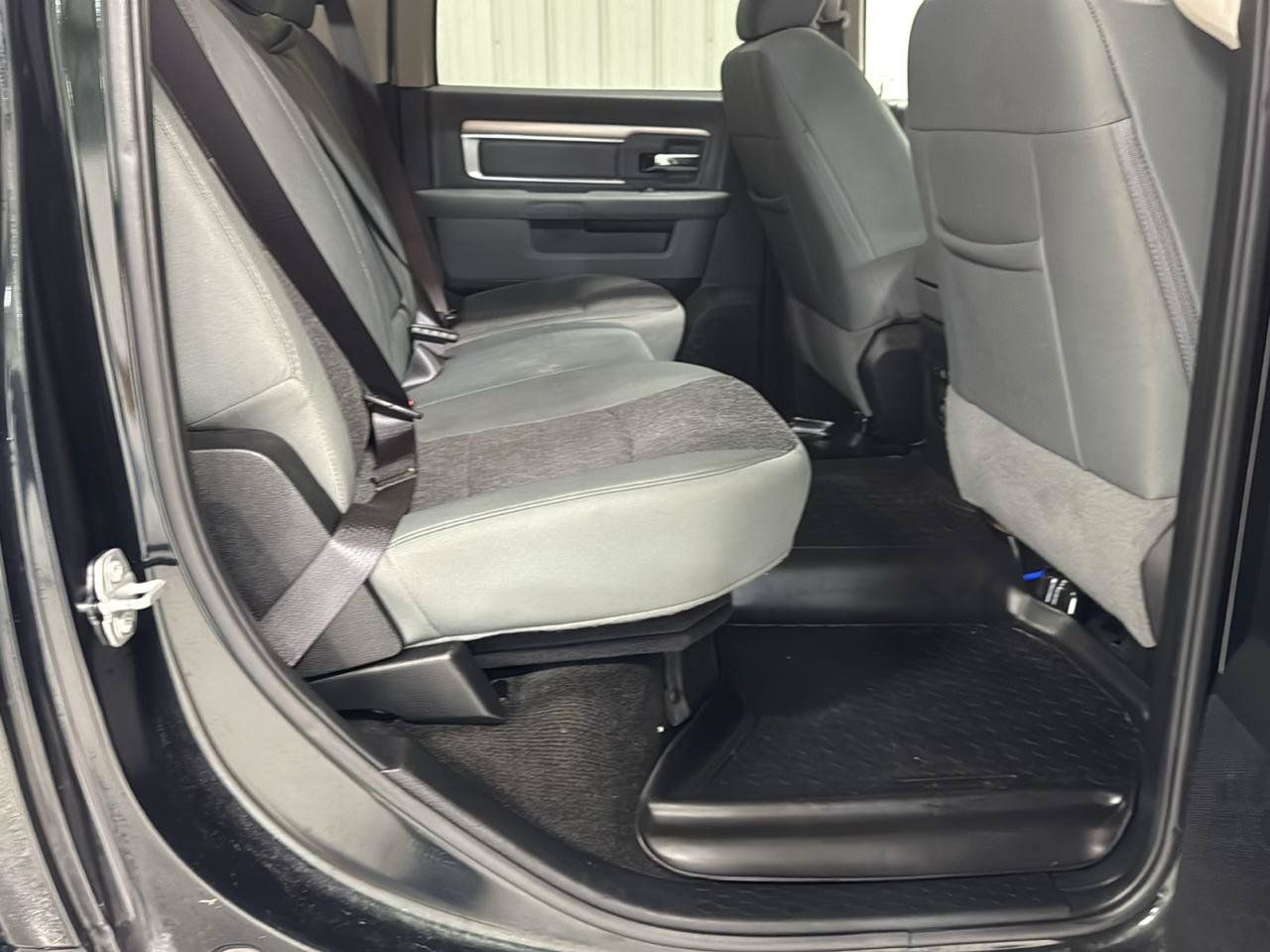 Used 2017 RAM 1500 Big Horn AWD/4WD image 8