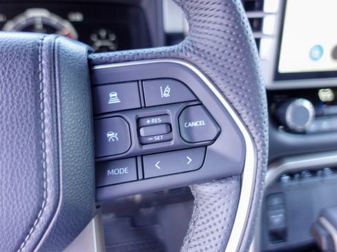 New 2026 Toyota Tundra Limited AWD/4WD image 19