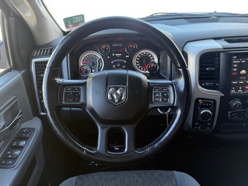 Used 2019 RAM 1500 Big Horn AWD/4WD image 14