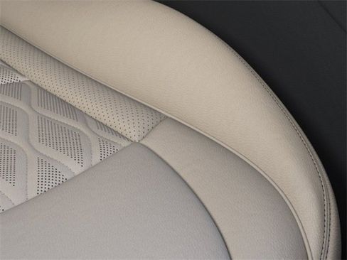 Used 2024 Buick Enclave Avenir w/ Avenir Technology Package image 47