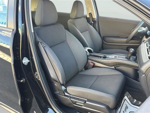 Used 2022 Honda HR-V LX image 14
