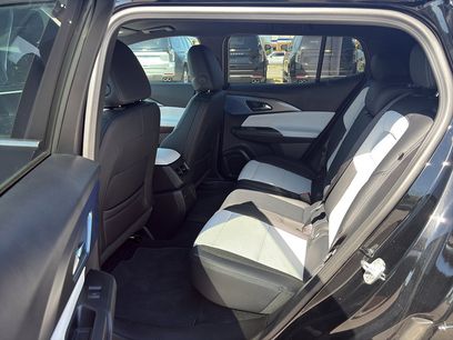 New 2025 Chevrolet Equinox EV LT w/ Convenience Package II