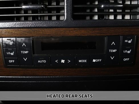 Used 2020 Toyota Land Cruiser image 10