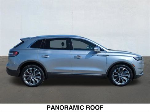 Certified 2022 Lincoln Nautilus Reserve image 6