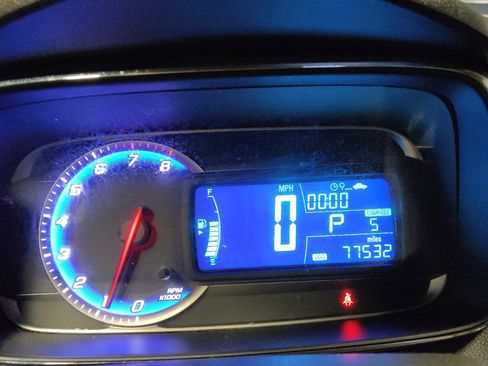 Used 2016 Chevrolet Trax LT w/ LT Convenience Package FWD image 23