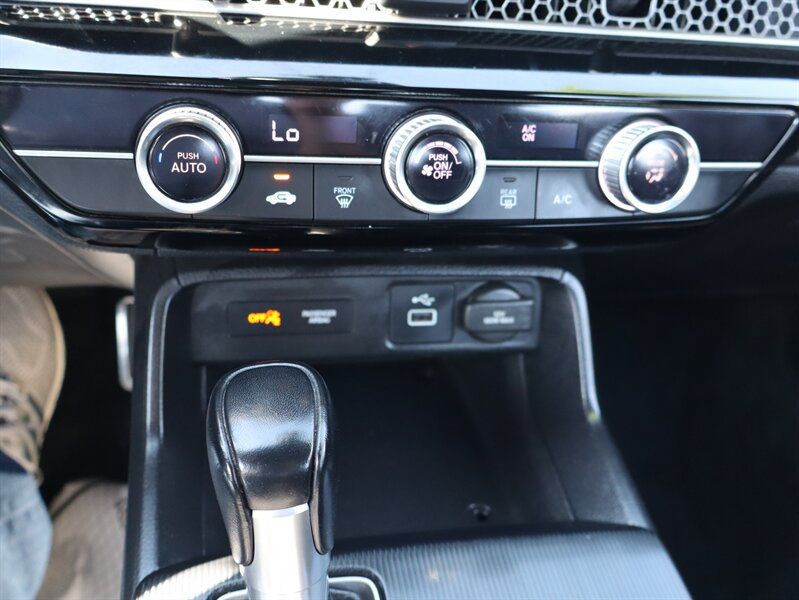Used 2023 Honda Civic Sport image 12