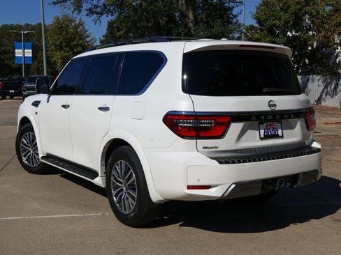 Used 2021 Nissan Armada SL image 2