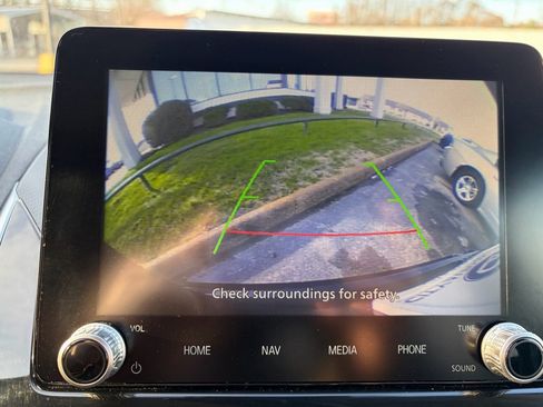 Used 2024 Mitsubishi Eclipse Cross SE image 29