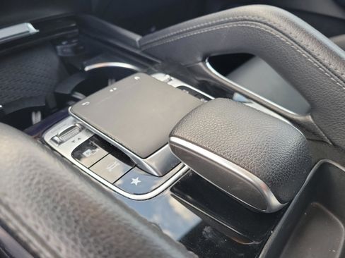 Used 2020 Mercedes-Benz GLE 350 4MATIC image 33