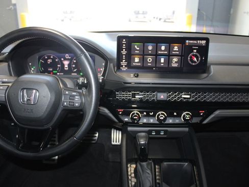 Used 2023 Honda Accord Sport image 20
