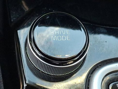 Used 2024 Kia Seltos S image 27