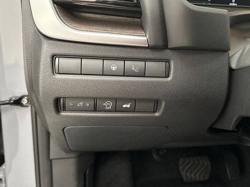 New 2026 Nissan Rogue Platinum AWD/4WD image 18