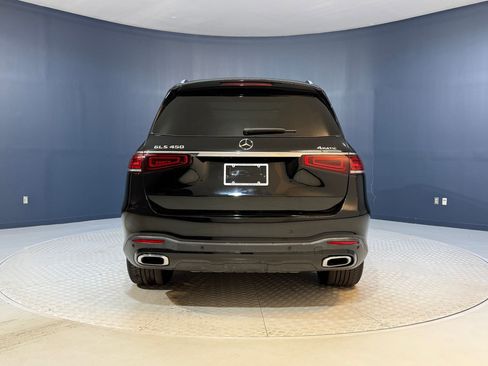 Used 2023 Mercedes-Benz GLS 450 4MATIC image 10