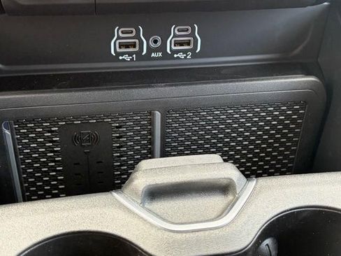 New 2026 RAM 1500 4x4 Crew Cab image 23