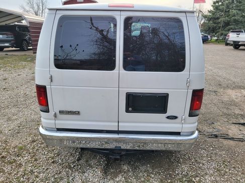 Used 2013 Ford E-350 and Econoline 350 XLT image 7