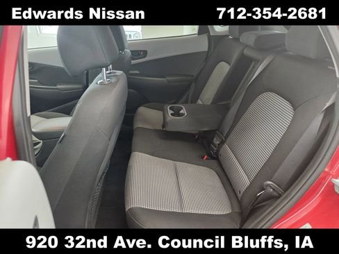 Used 2020 Hyundai Kona SEL image 13