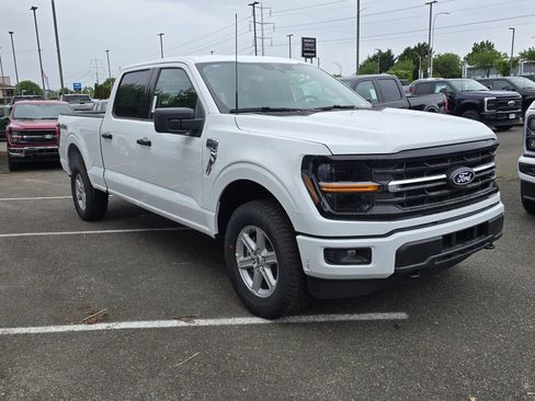New 2026 Ford F150 XLT w/ Equipment Group 301A Standard AWD/4WD image 7