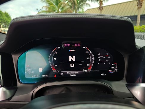 Used 2021 BMW M4 Competition w/ Executive Package RWD image 34