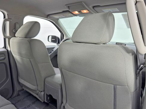 Used 2021 Nissan Frontier S image 28