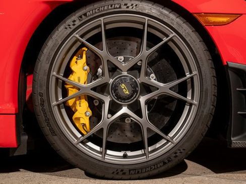 Used 2024 Porsche 718 Cayman GT4 RS RWD image 22