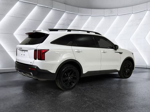 Used 2023 Kia Sorento S w/ Panoramic Sunroof Package AWD/4WD image 4