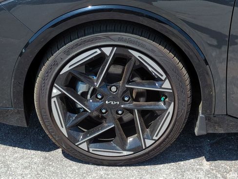 New 2025 Kia K4 GT-Line image 11