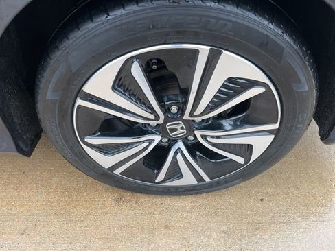 Used 2017 Honda Civic EX-T image 10