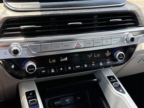 Used 2022 Kia Telluride EX w/ EX Premium Package image 29